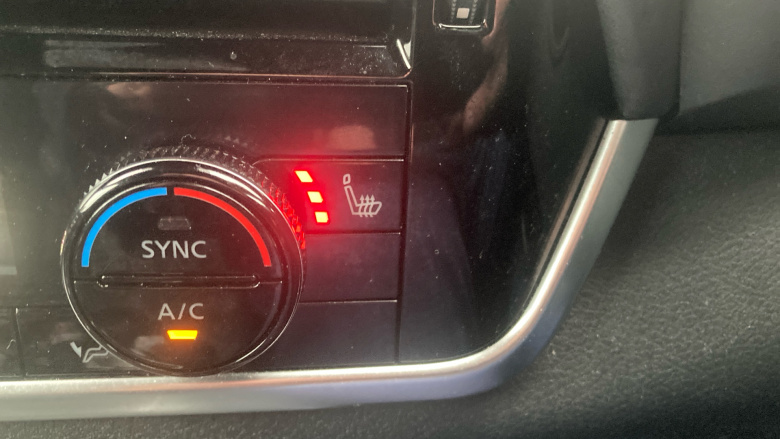 Nissan Qashqai 1.3 DiG-T MH Tekna 5dr Petrol Hatchback